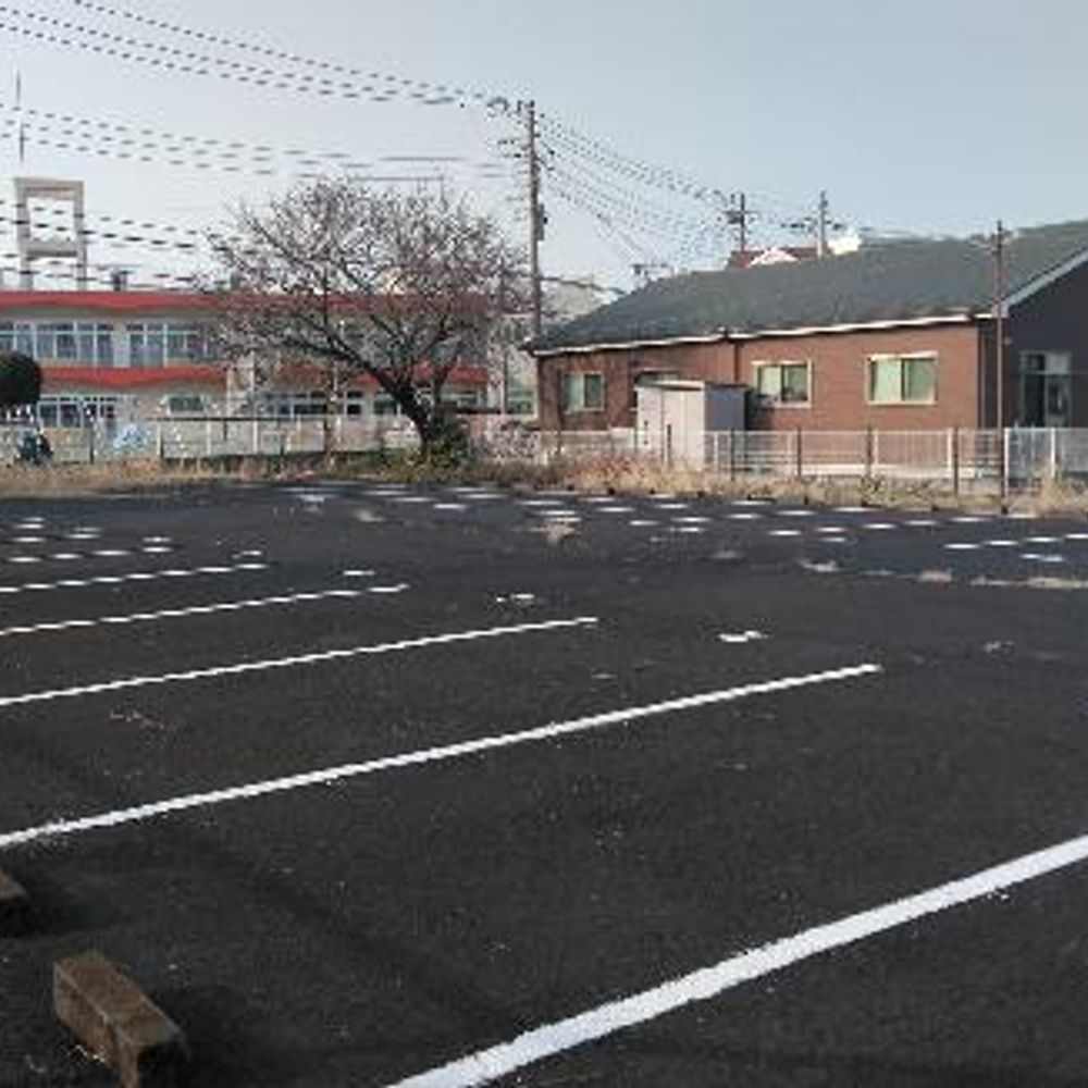タイムズマンスリー長後駅前駐車場:1