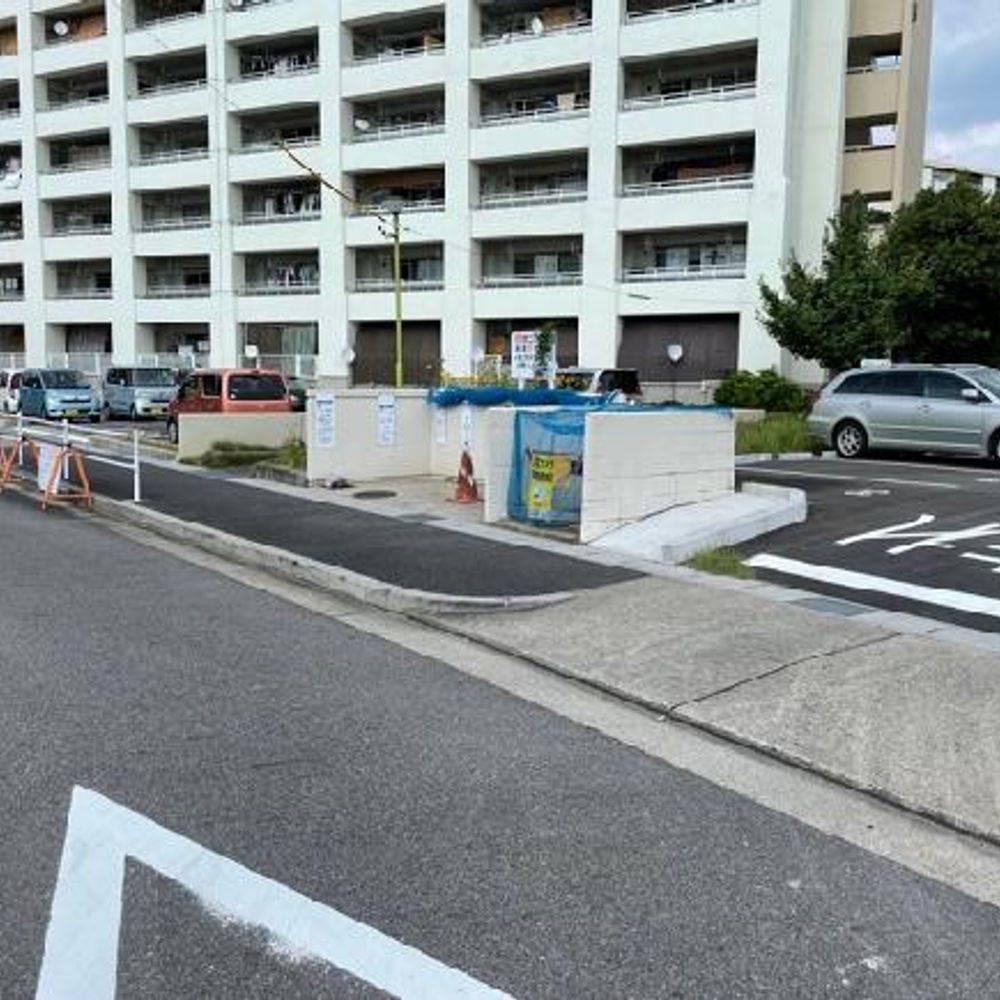 桶狭間荘駐車場:3