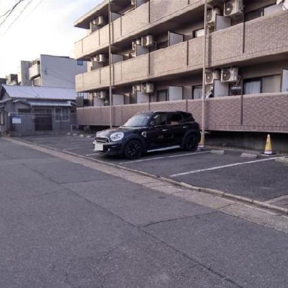 FKメルベーユ朝日駐車場:0
