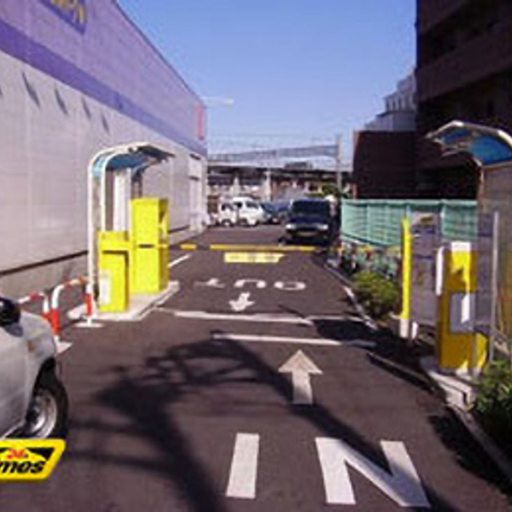 タイムズ 向ヶ丘遊園駅前第2:0