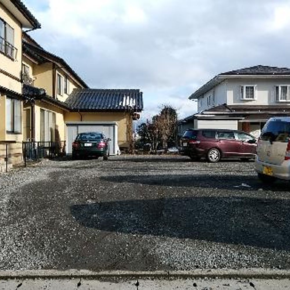 箱清水3-13-9駐車場:2