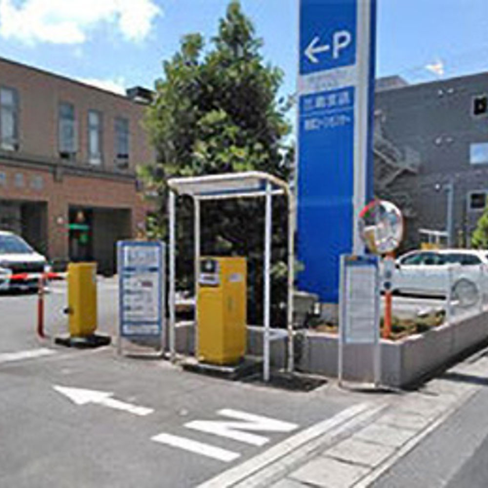 タイムズ 清水銀行 三島支店:0