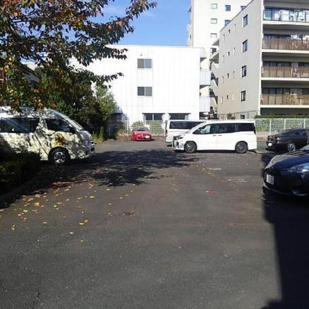 ライブオン和田駐車場:0
