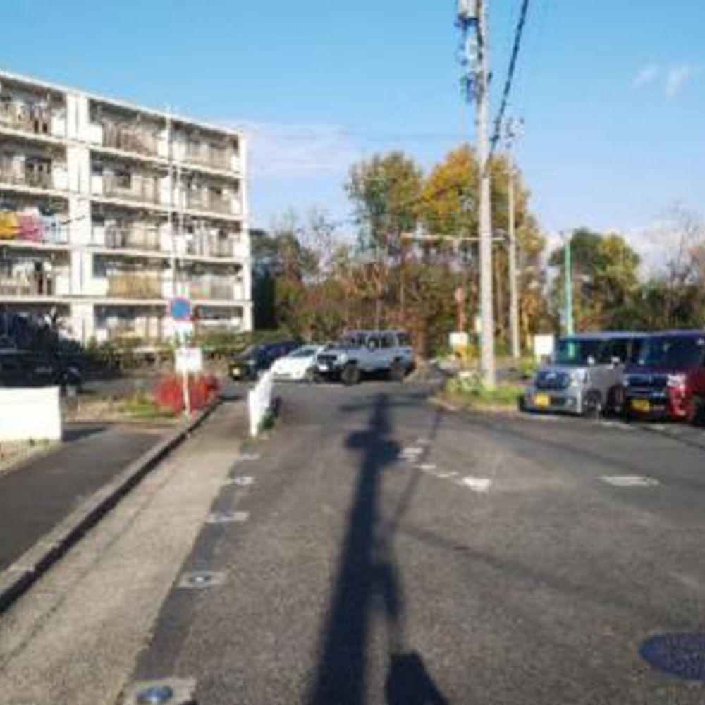 【35棟南】本地荘駐車場:3