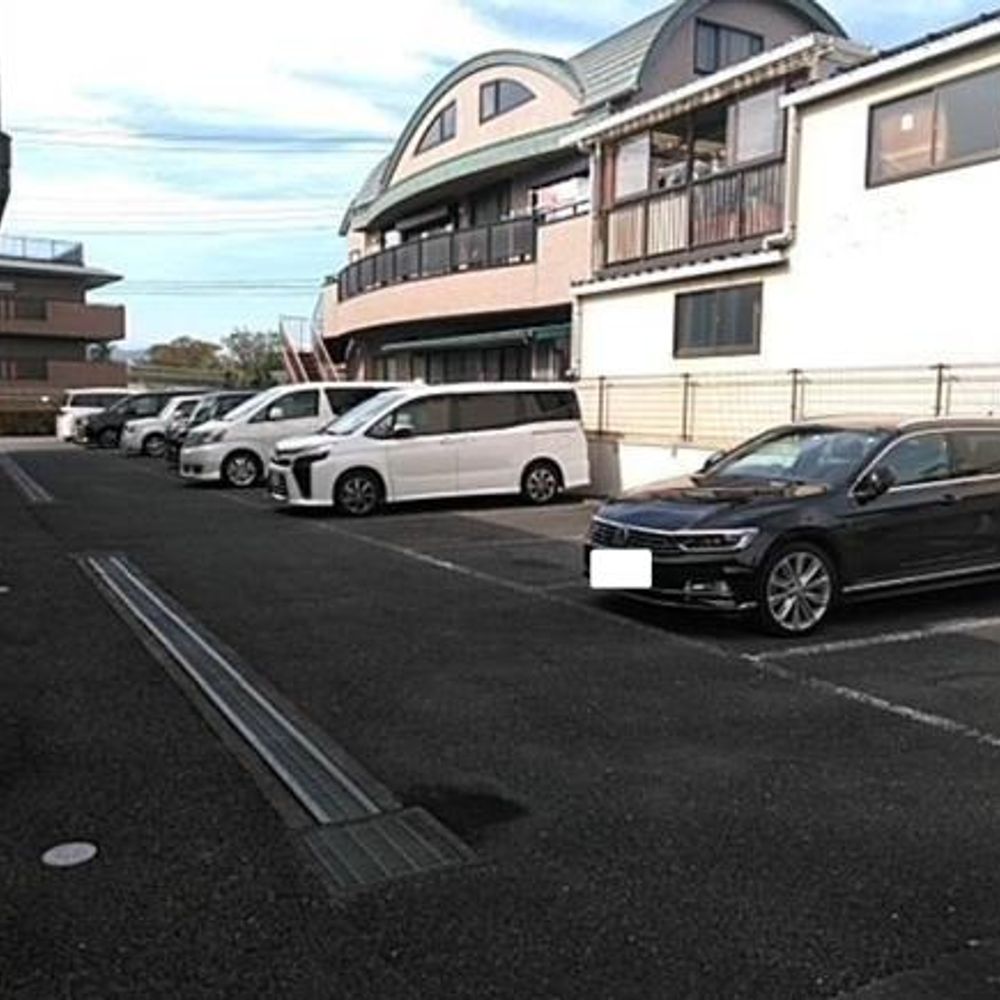 レシデンシア駐車場:0