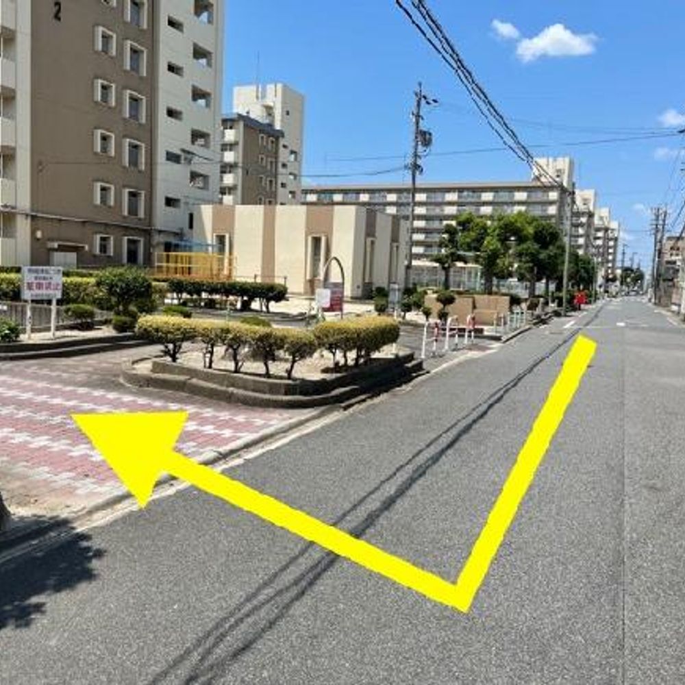 泰明南荘駐車場:0