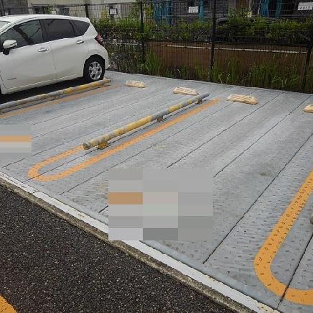 ＵＲルミエール千鳥駐車場:3