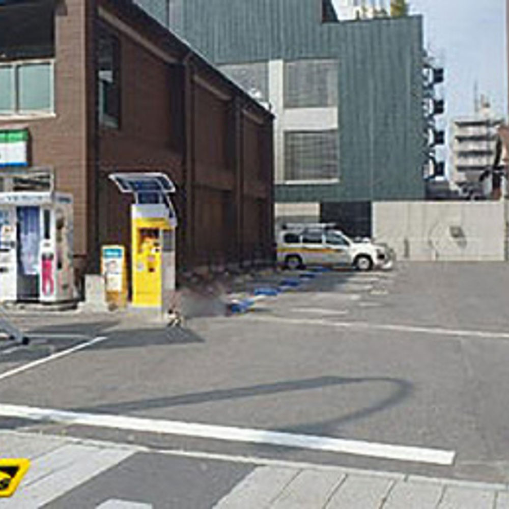 タイムズ ファミリーマート御器所駅前:0