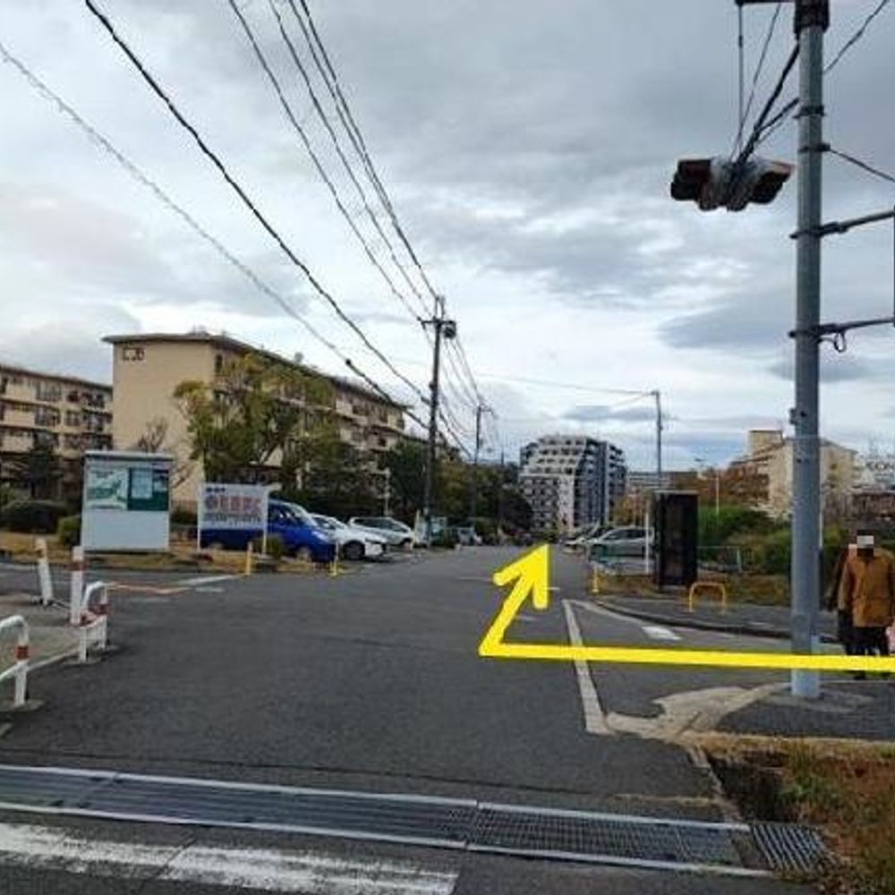 ＵＲ千里青山台団地駐車場:3