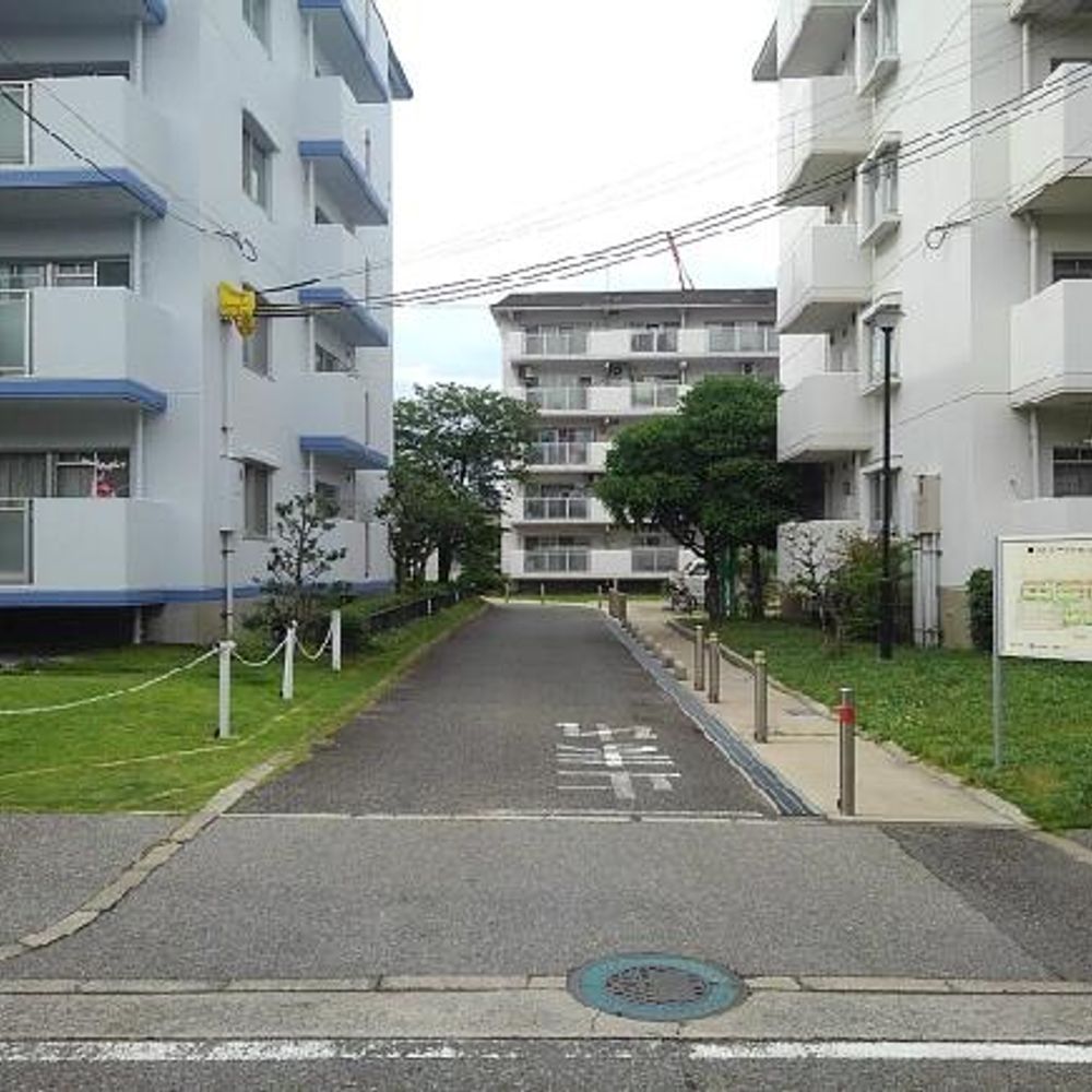 ＵＲルミエール千鳥駐車場:0
