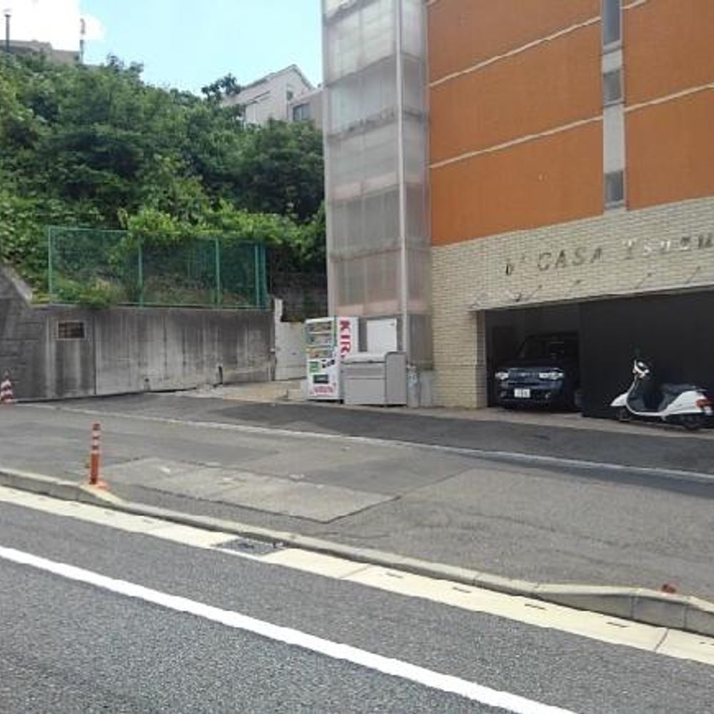 Ｂ'CASA Tsuzuki駐車場:1