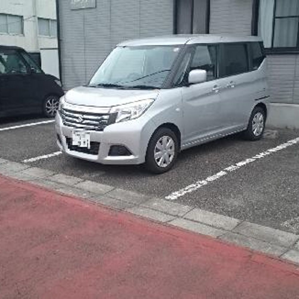 ストークコート駐車場:1