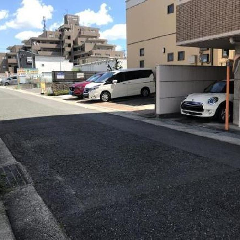 FKパルモ高針台駐車場:4