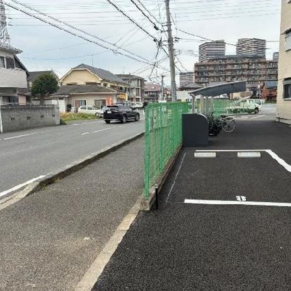 アステリア駐車場:2