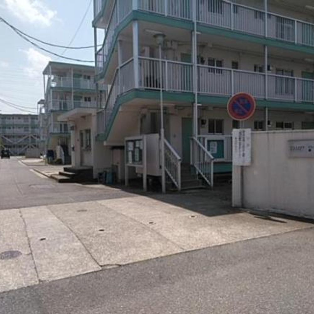 ビレッジハウス東野駐車場:0