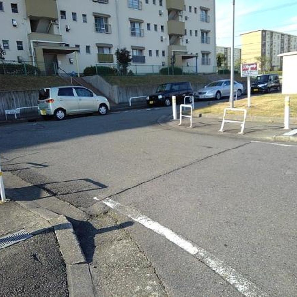 UR都市機構　朝倉駐車場:4
