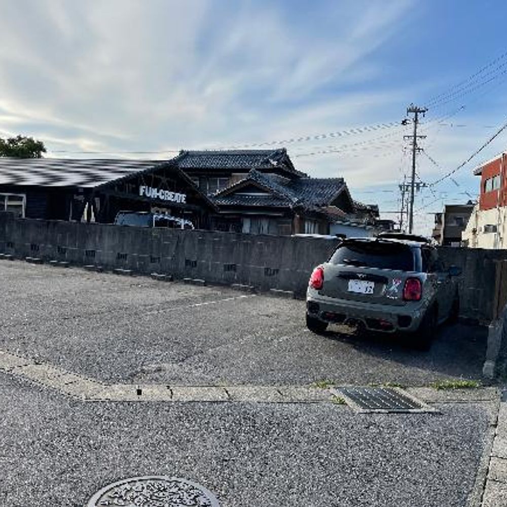 新渡場町大西51-2駐車場:2