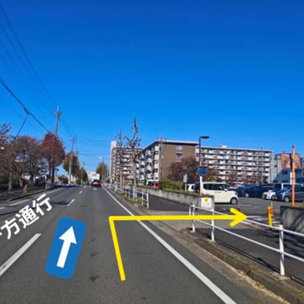 UR都市機構　牛巻団地駐車場:2
