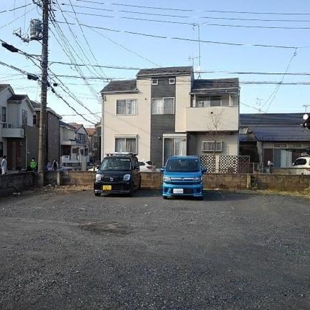 ジュヌ・ヴィラージュ駐車場:3