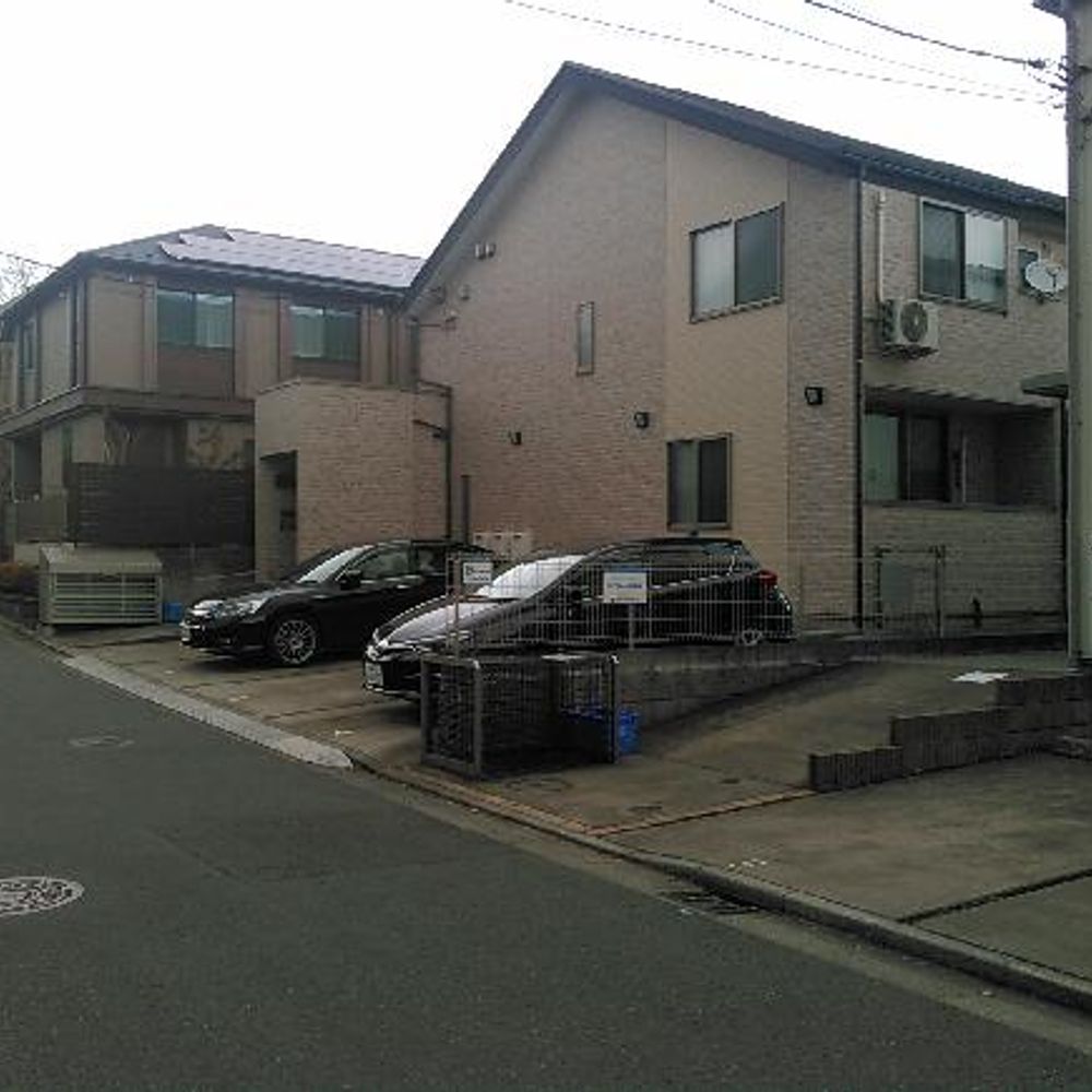 リーベヤ麻生駐車場:2