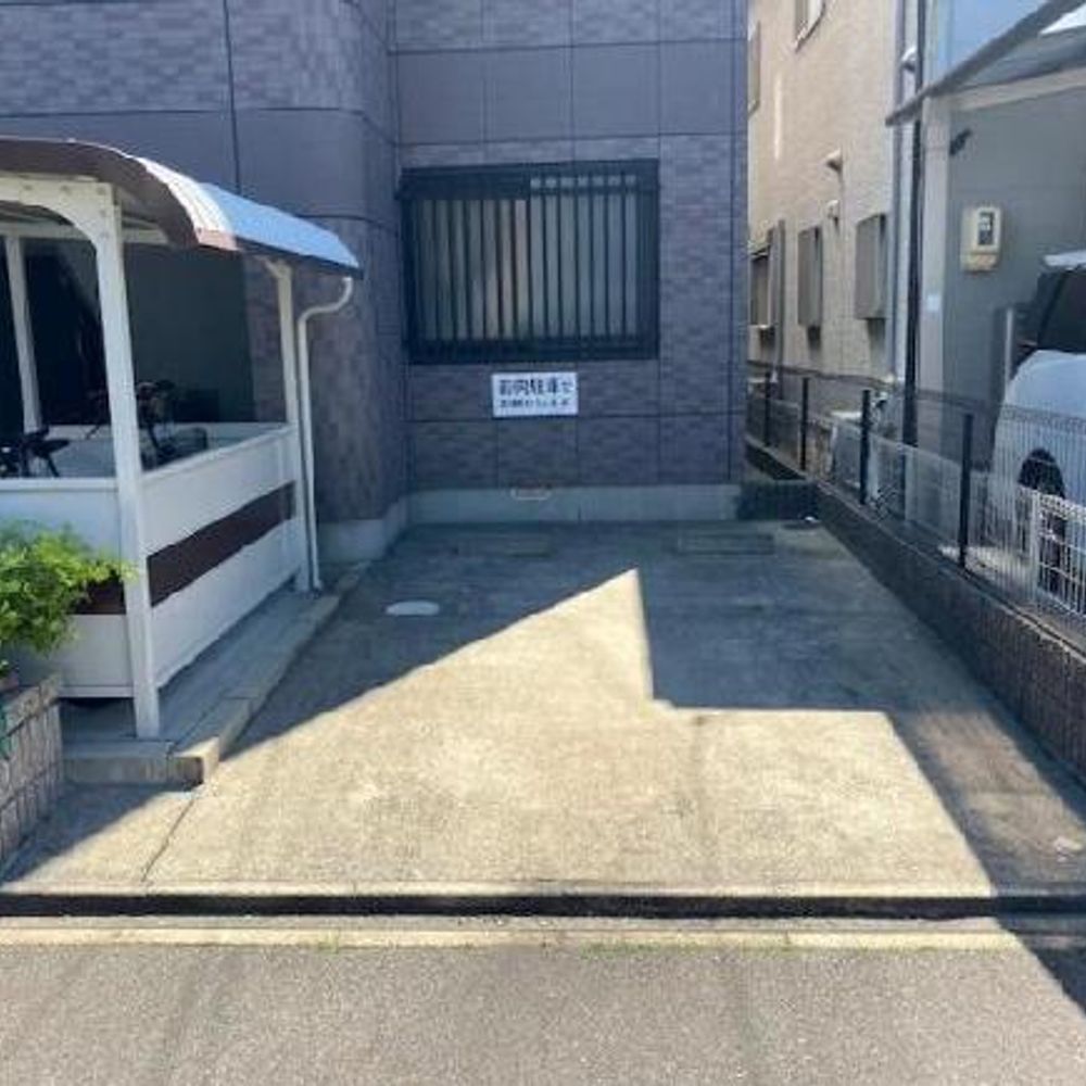 リバティプレイス2駐車場:4