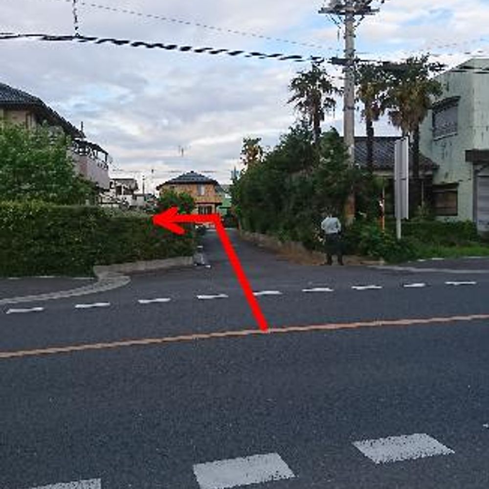 上 駐車場:4