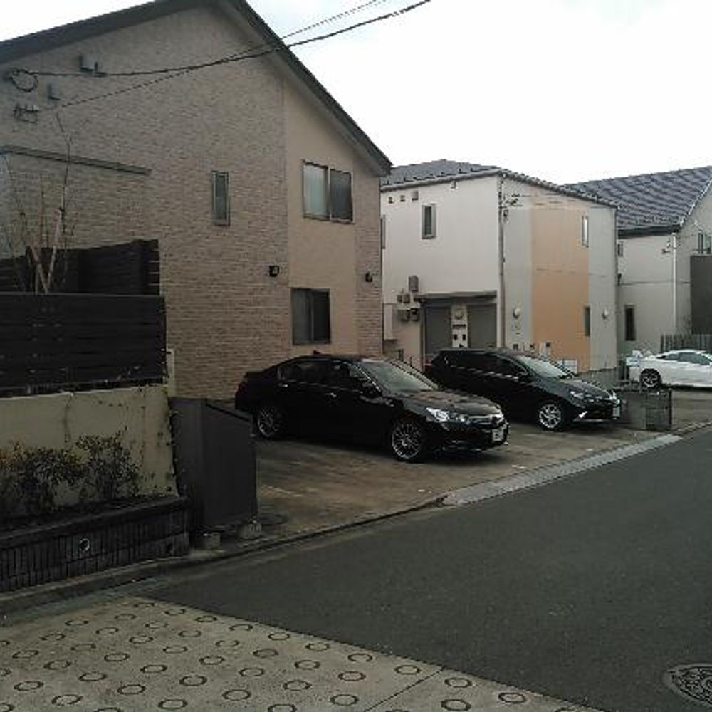 リーベヤ麻生駐車場:1