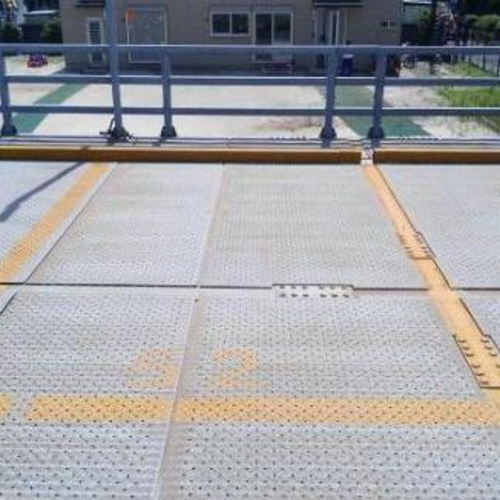 富修第5駐車場:1