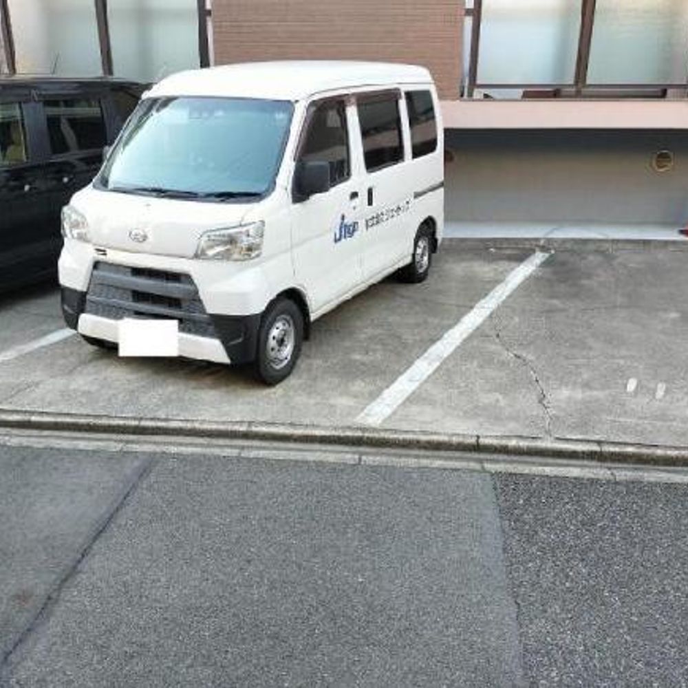 FKサンモール長田駐車場:3