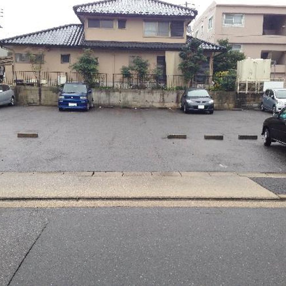 FK中平2丁目村瀬駐車場:2