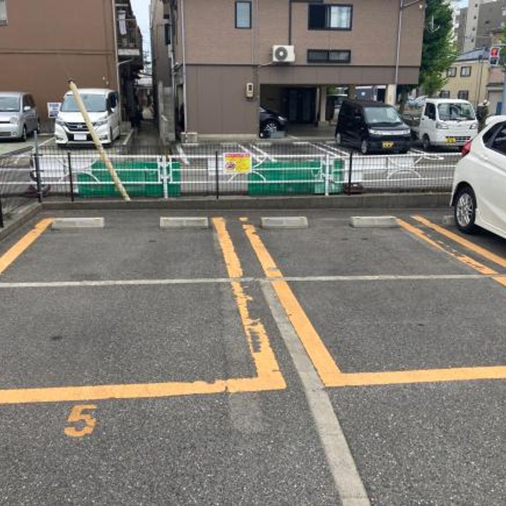 パーキングスペース西堀通１１番町駐車場:3