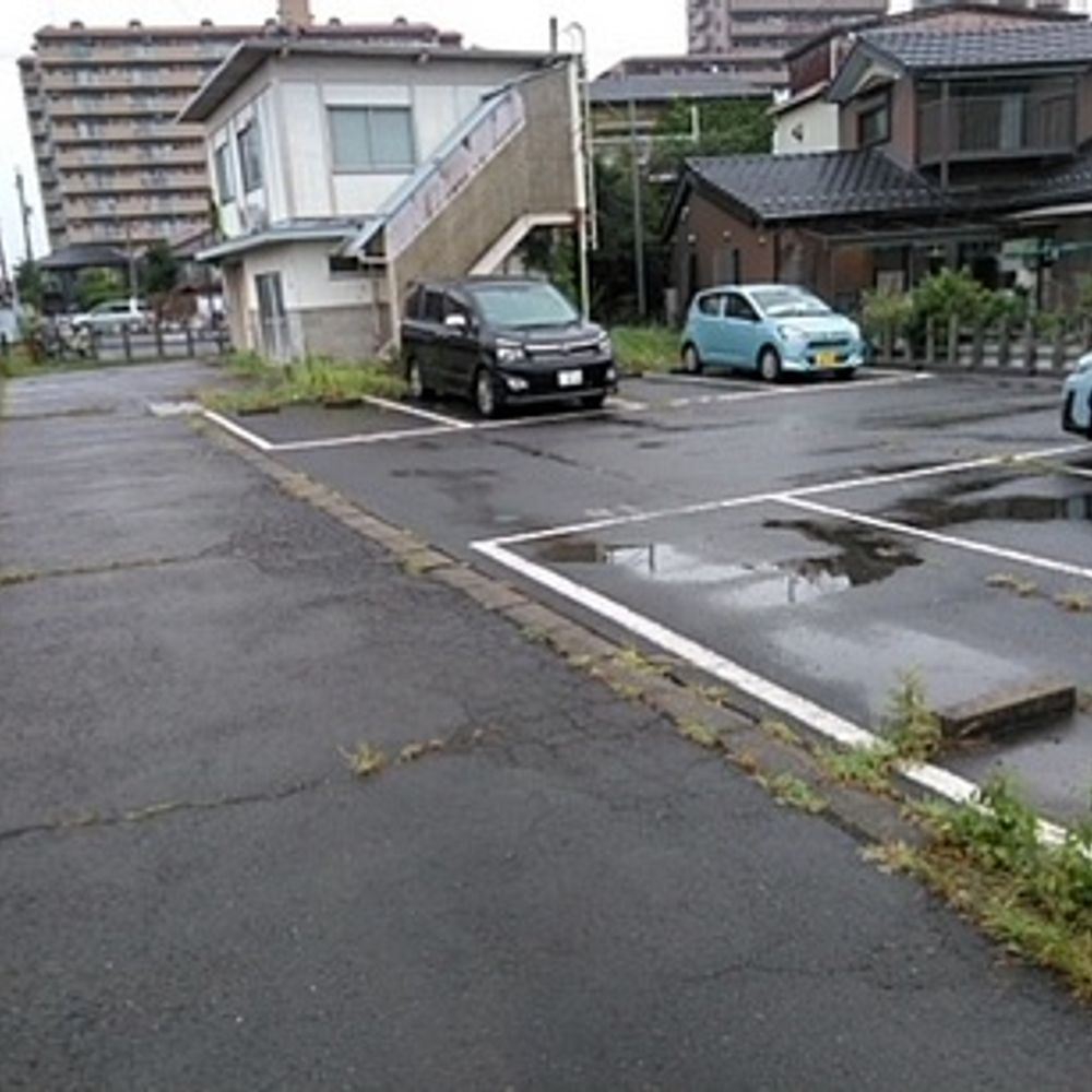 木曽川駅北月極駐車場:4