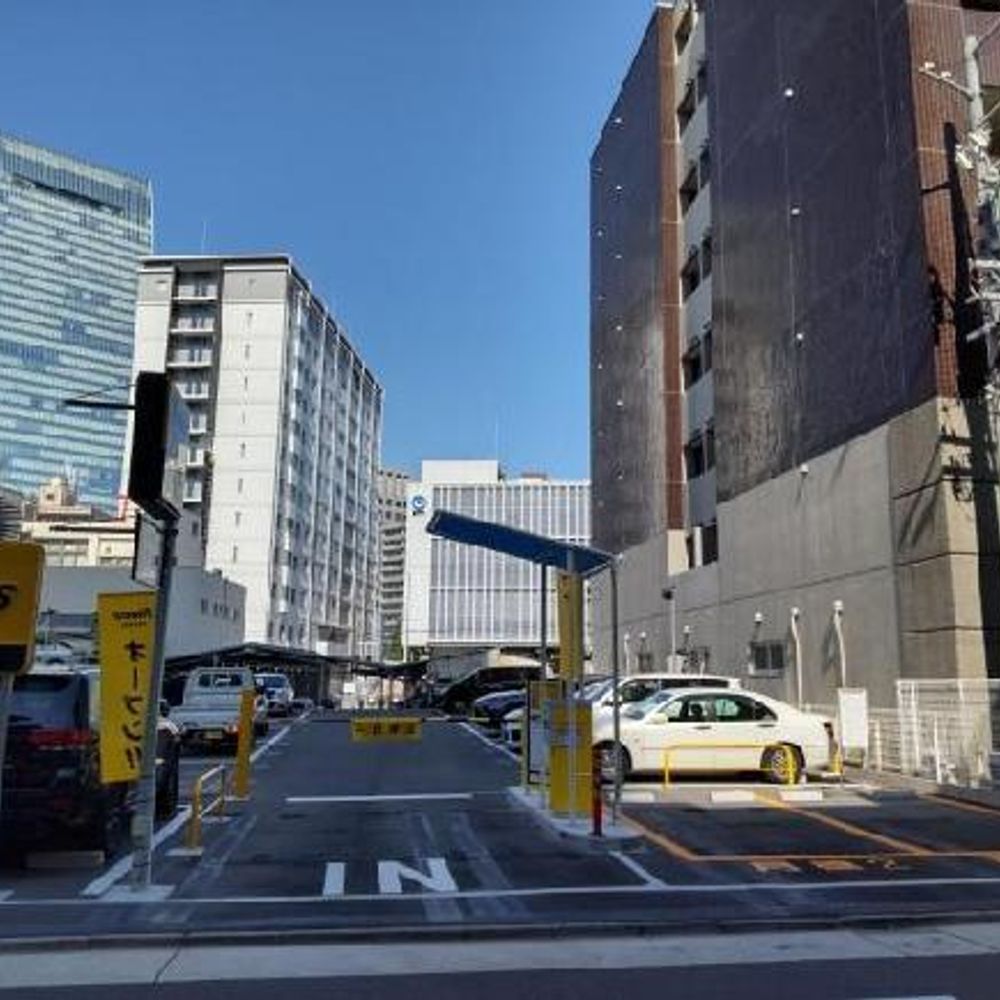 タイムズ名駅２丁目第８ゲート外駐車場:4