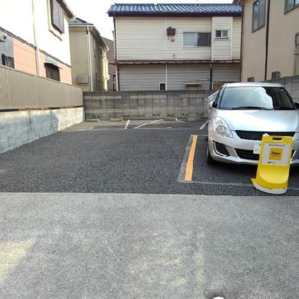 マンスリータイムズタツセ駐車場:2