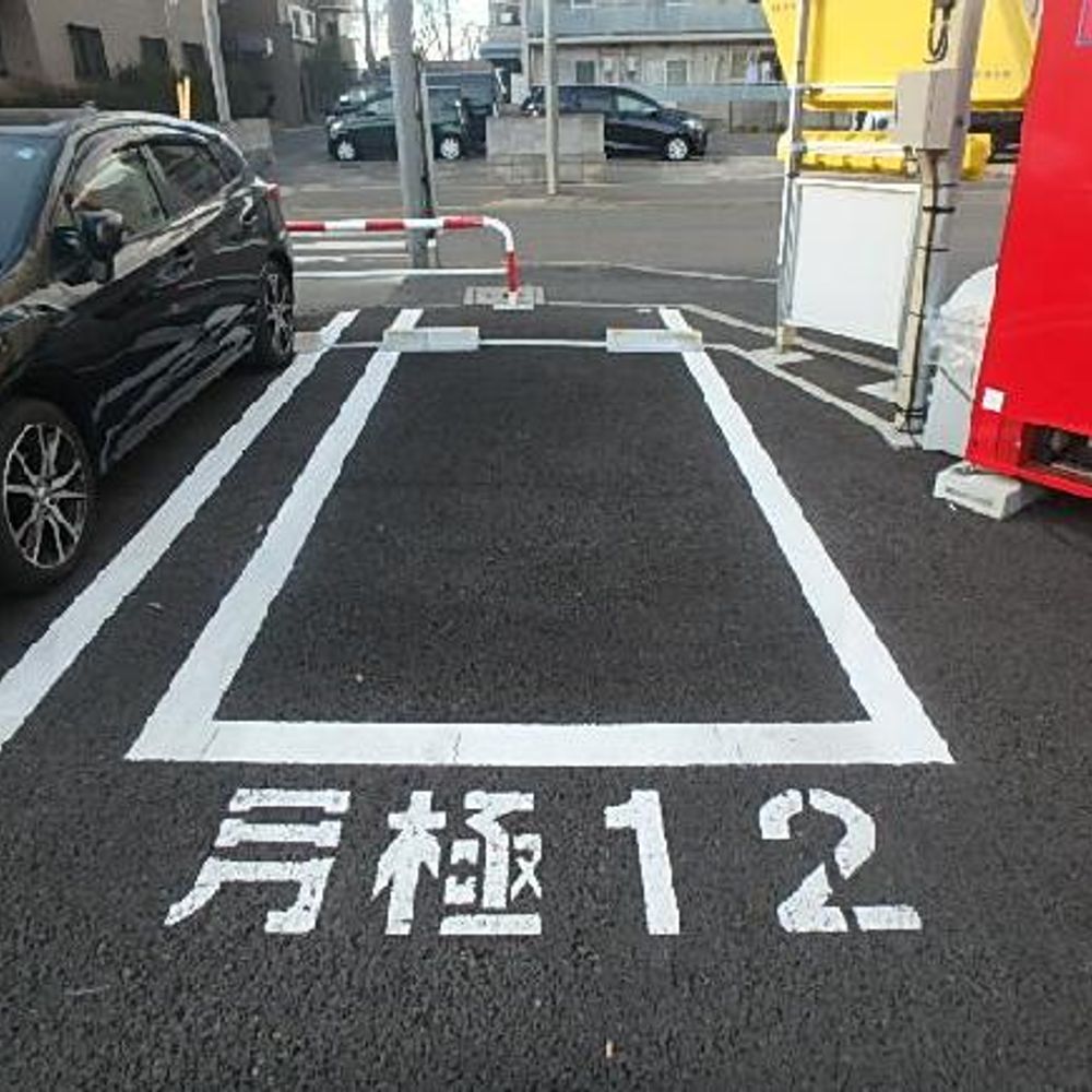 給田３丁目駐車場:1