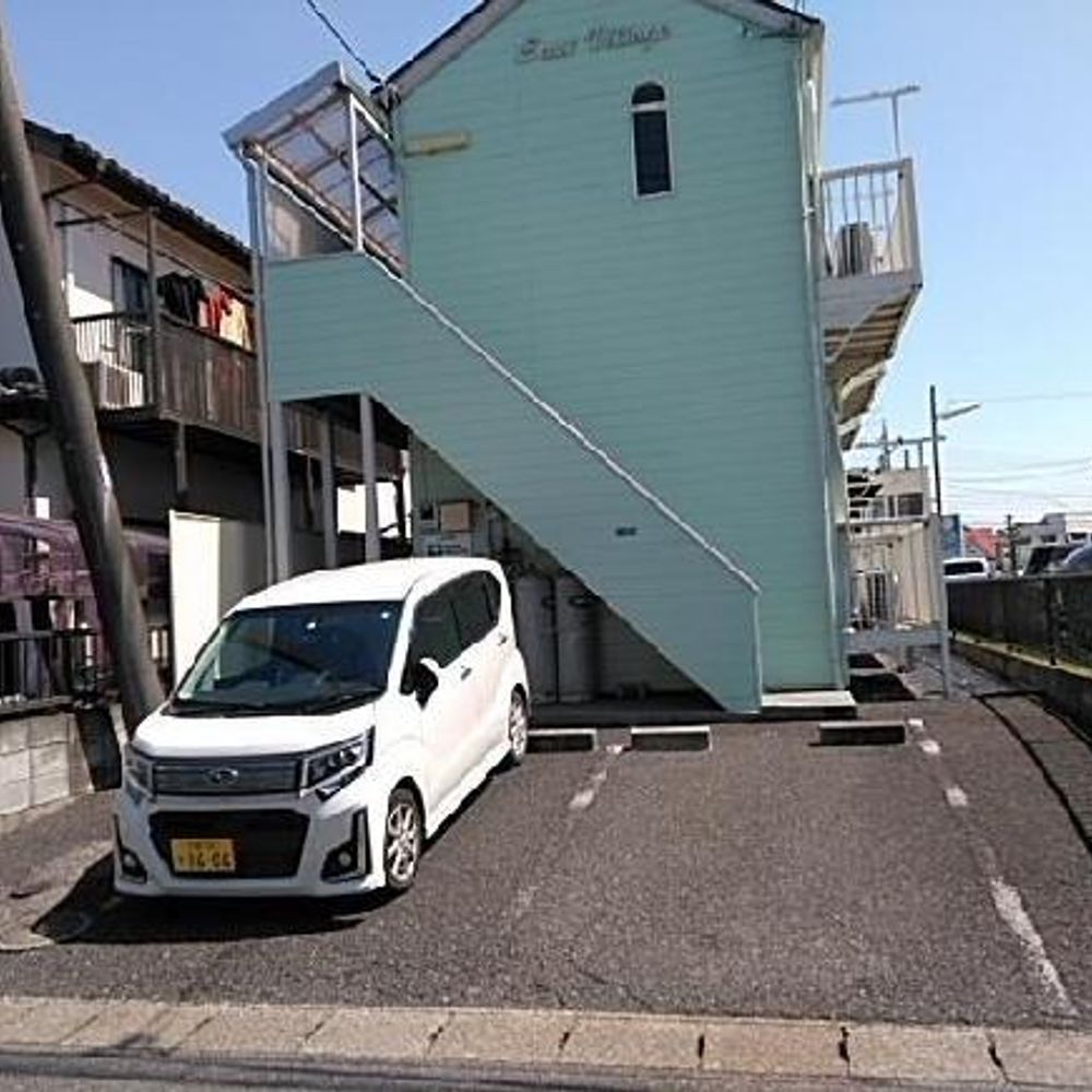 イーストヴィレッジ駐車場:2