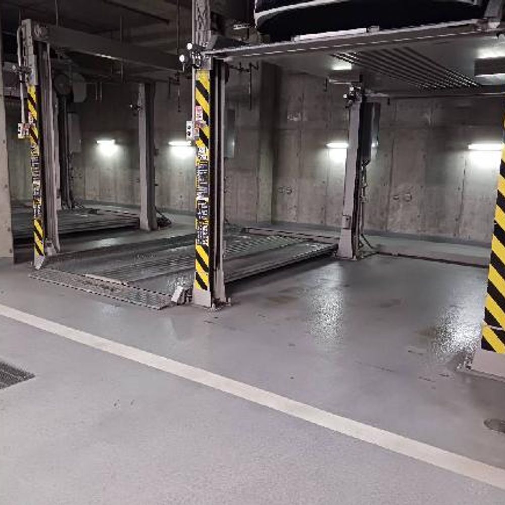 ニッセイ新大阪ビル駐車場:2