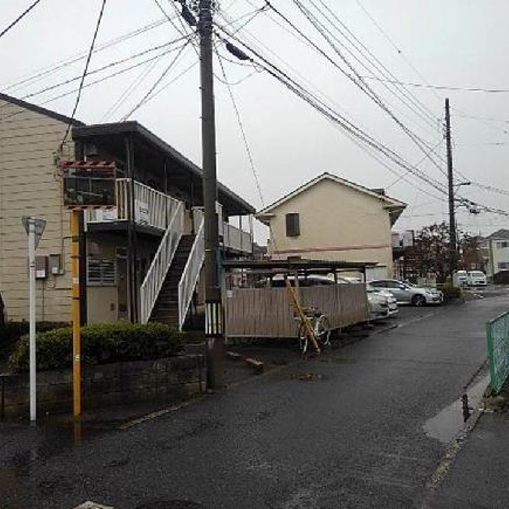ルミエールミツトヨ駐車場:1