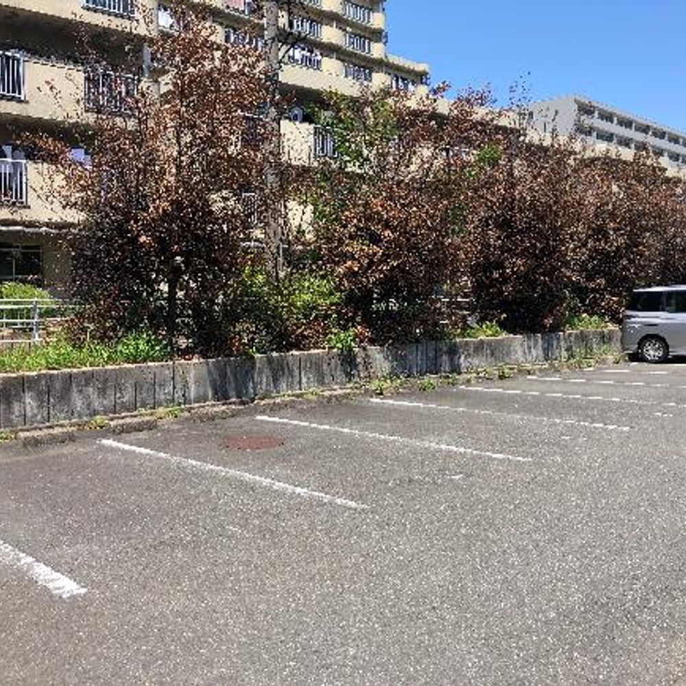 ビレッジハウス笠寺タワー駐車場:2