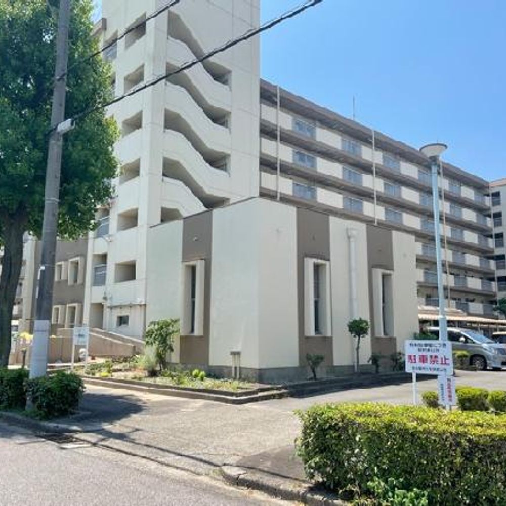 【2棟近く】新泰明荘駐車場:0
