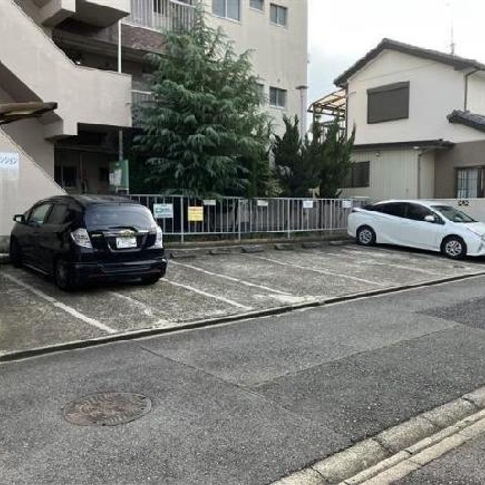 富士見マンション駐車場:4