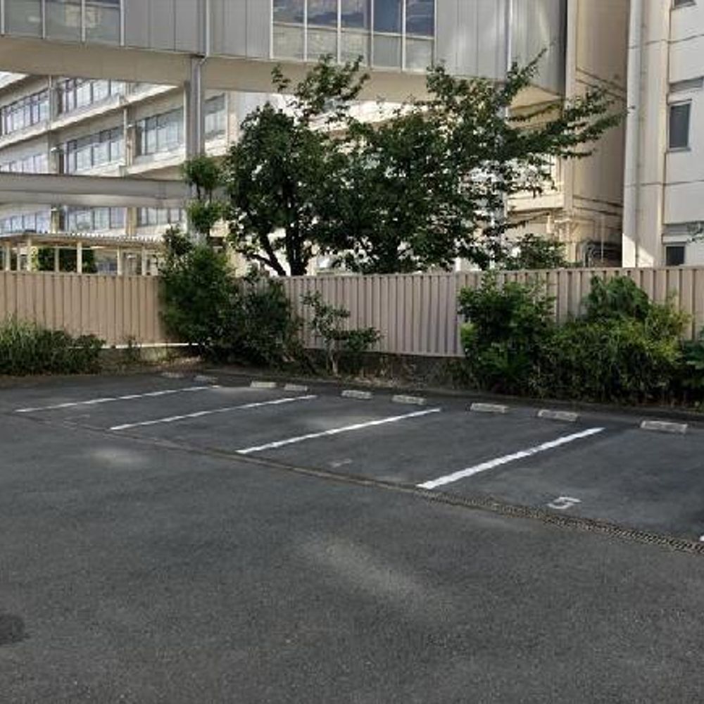 グランコール出来野マンション駐車場:0