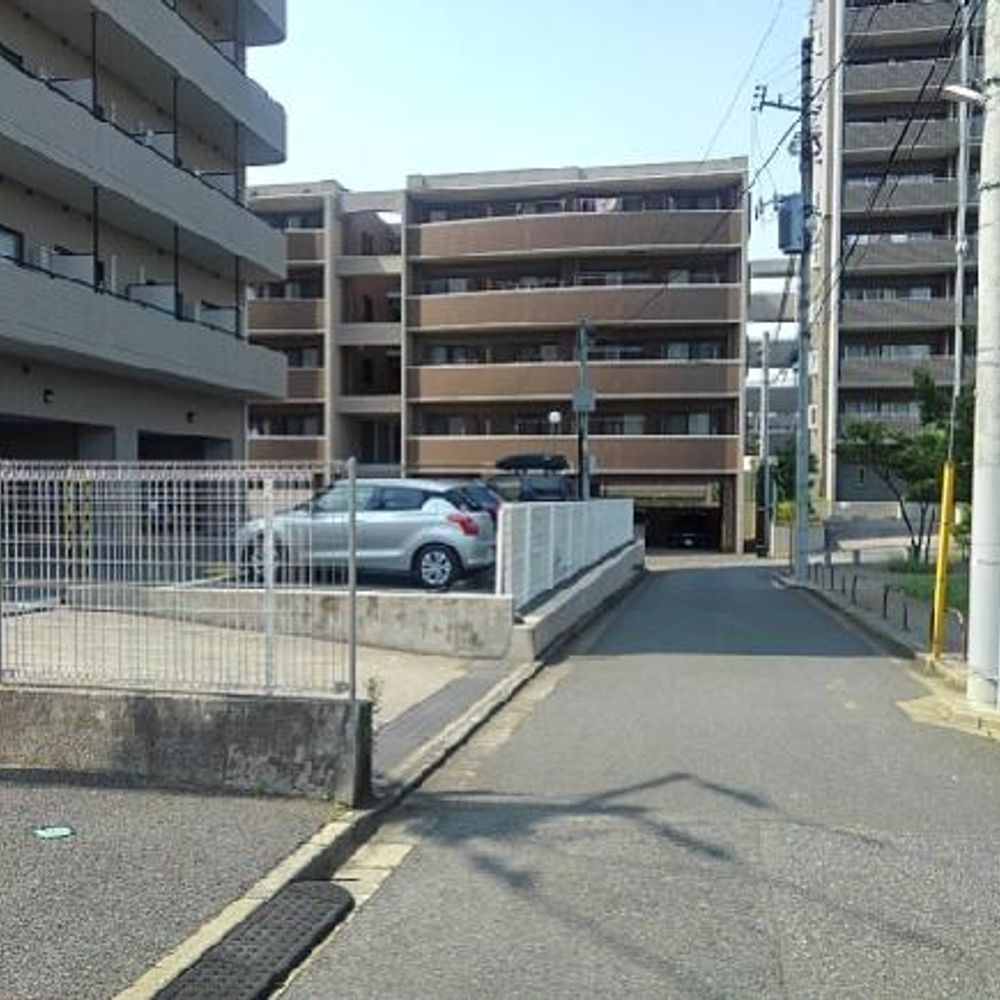レイヴェルＶ駐車場:4