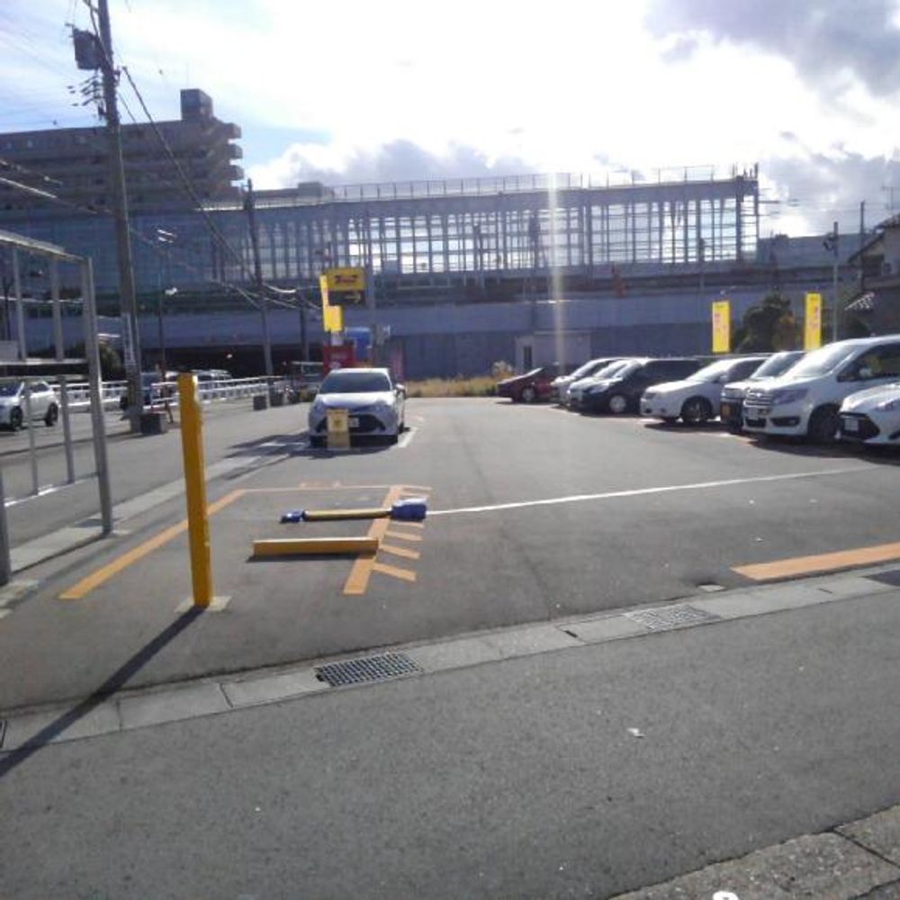 富山市牛島本町２丁目駐車場:3