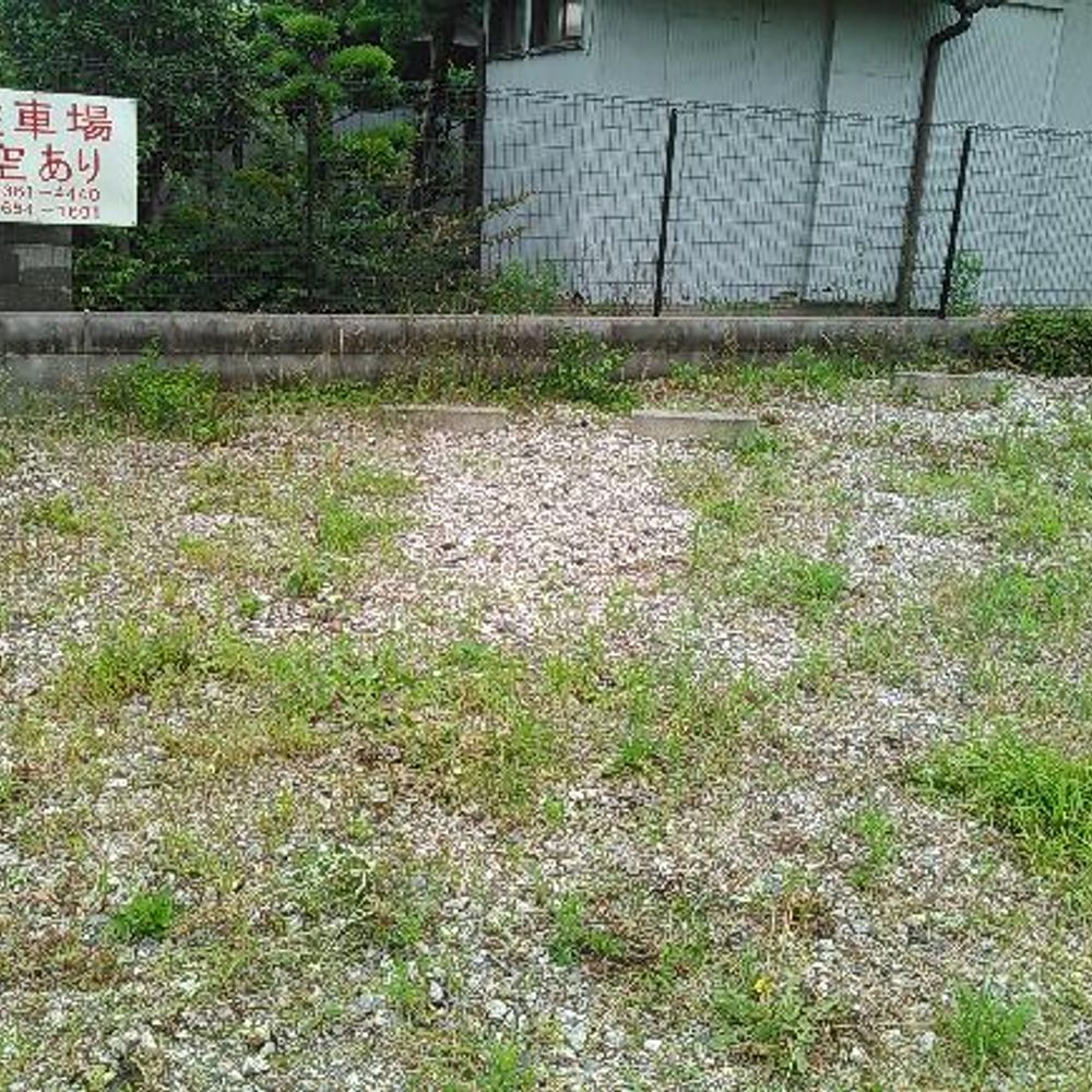 小碓通4丁目駐車場:3