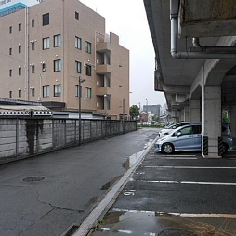 上本町月極駐車場:4