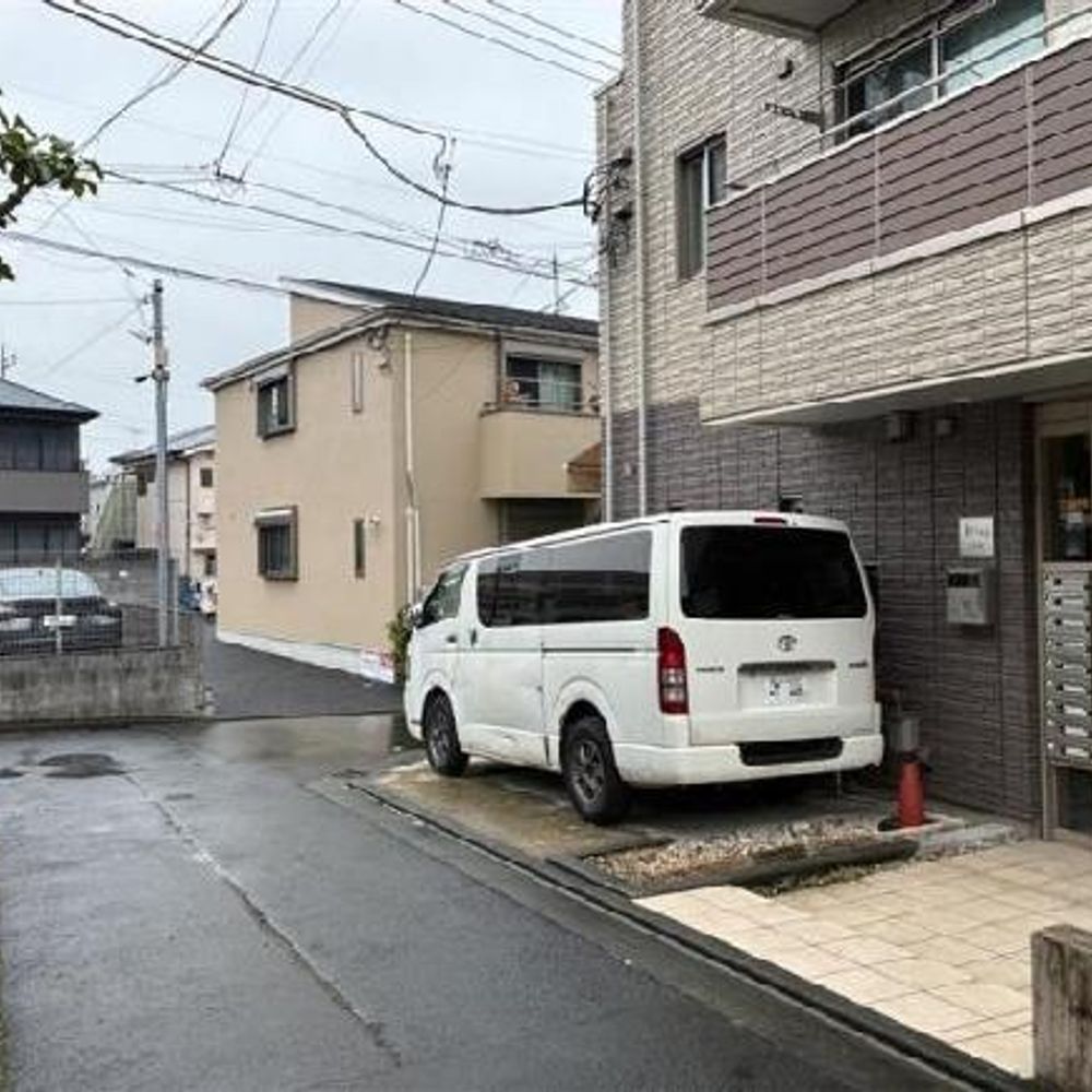 Ｊ・ＦＬＡＧ下北沢駐車場:0