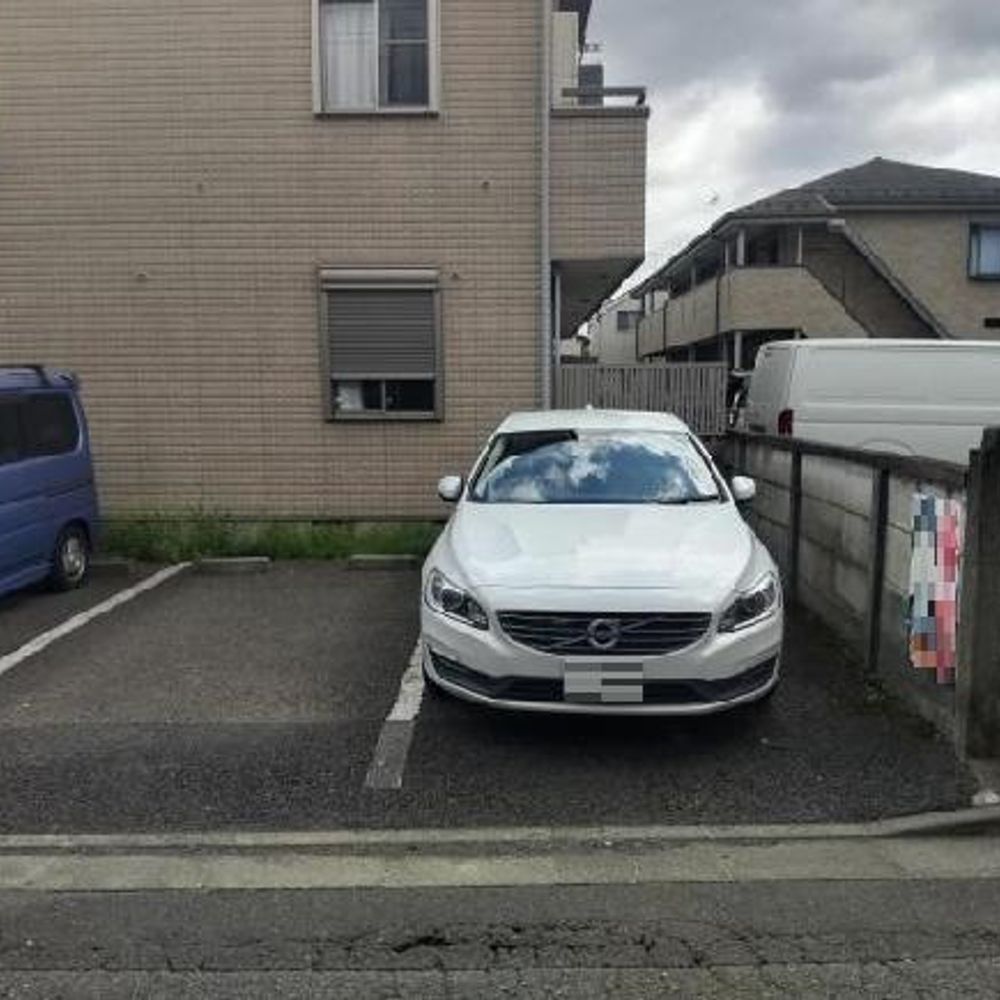 メゾンボヌール駐車場:1