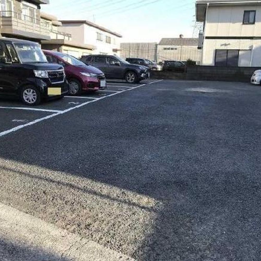 FKメゾンドクー敷地内駐車場:0