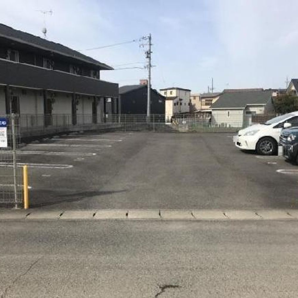 FK味岡駅前駐車場:2